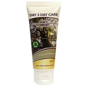 Foam cleanser Ayurvedic moisturizing day 2 day care sandalwood