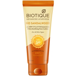 BIO SANDALWOOD  50+ SPF Sunscreen Ultra Soothing Face Lotion Biotique